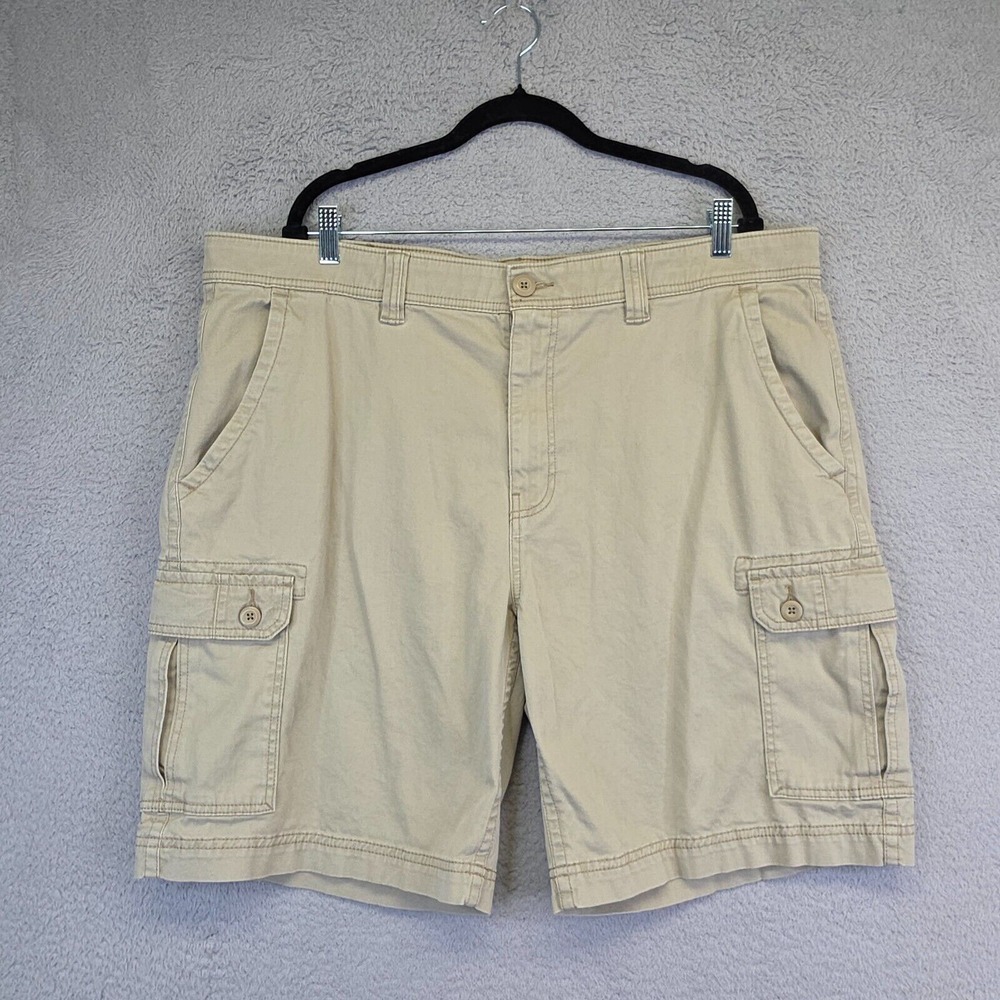 St Johns Bay Cargo Shorts Mens 42 Beige Comfort Stretch Waistband Hiking Outdoor